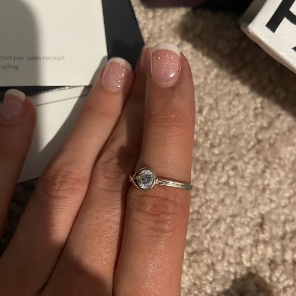 Pandora diamond ring - Picture 8 of 9